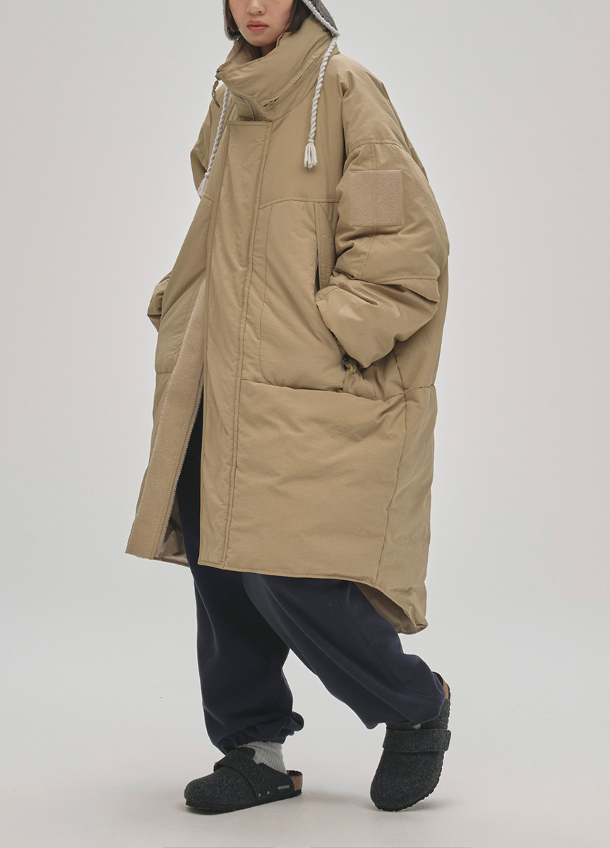 長版軍風份量感羽絨大衣